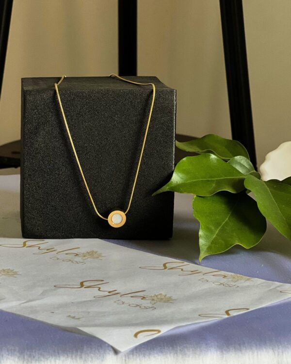 Minimalist Halo Necklace - Image 3