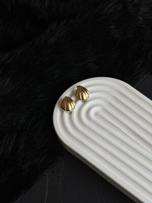 Luxe Shield Shell Anti Tarnish Earrings