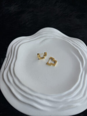 Eterna Gold Anti-Tarnish Studs