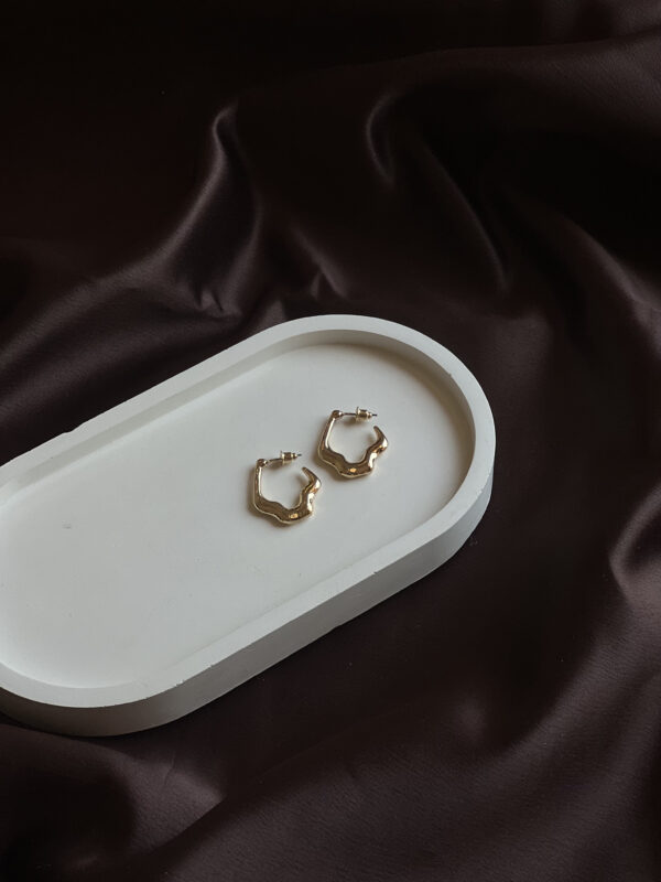 Golden Minimal Hoop Earring