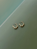 Golden Minimal Hoop Earring