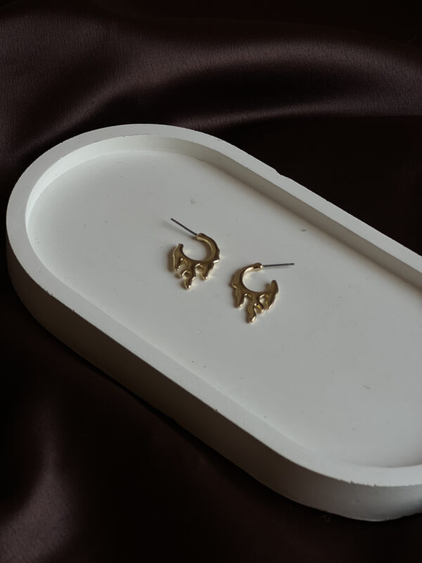 Flame Glow Gold Drops - Image 2