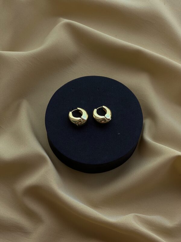 Majestic Anti Tarnish Minimal Earring