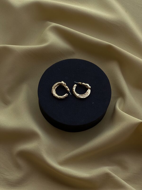 Silken Knot C-Shaped Minimal Earring - Image 2