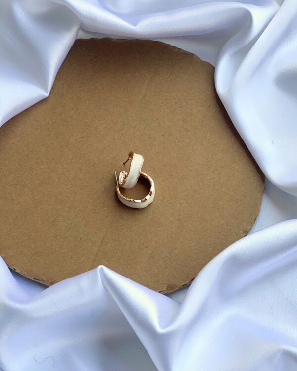Marble texture golden hoops