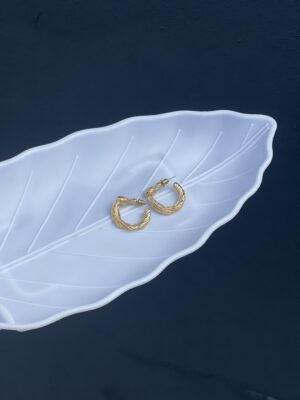Silken Knot C-Shaped Minimal Earring