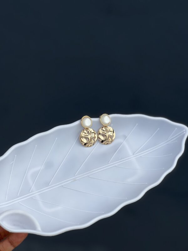White Golden Lustrous Abstract Earring - Image 2
