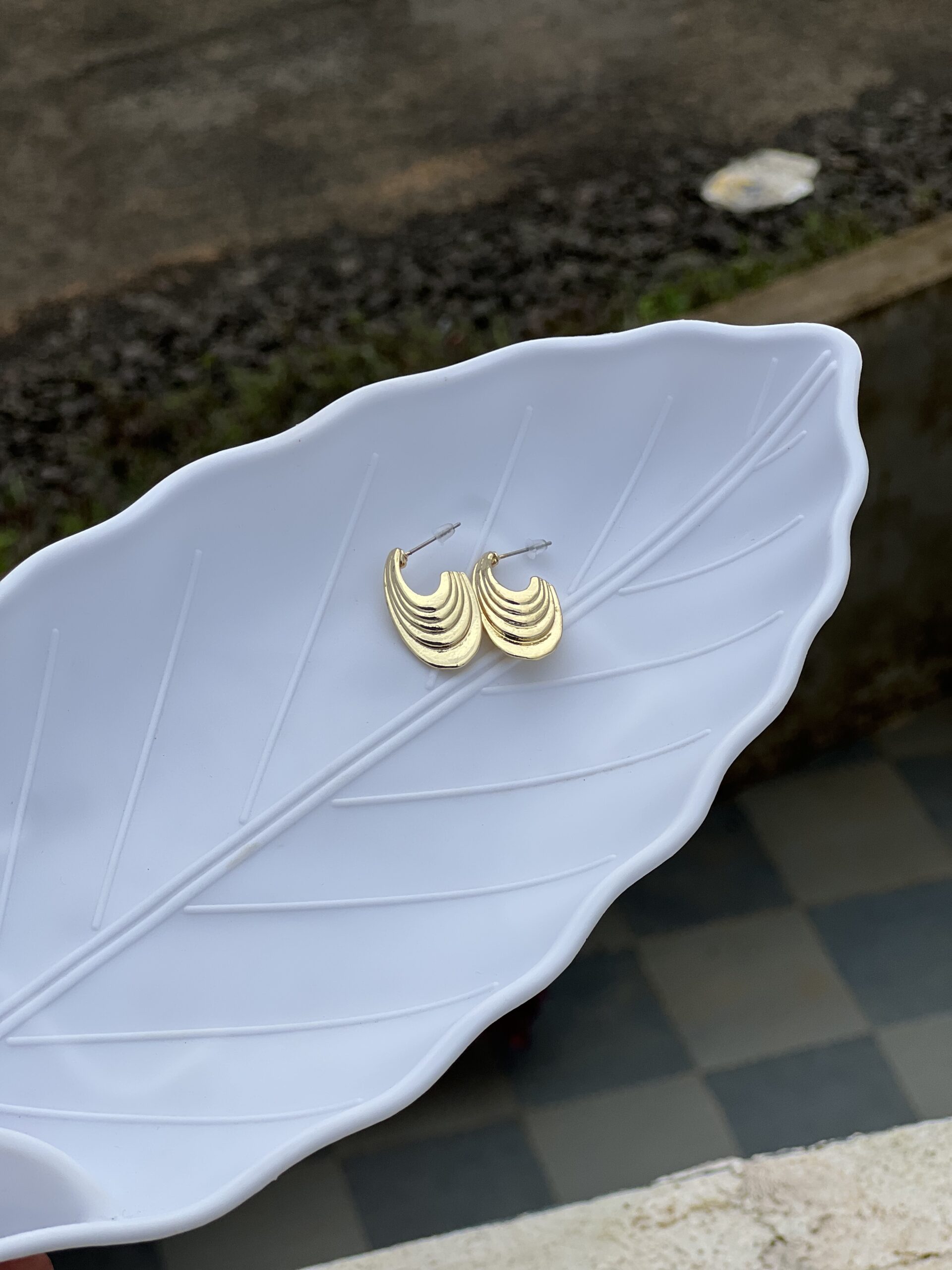 Sea Inspired Shell Earring - Image 2