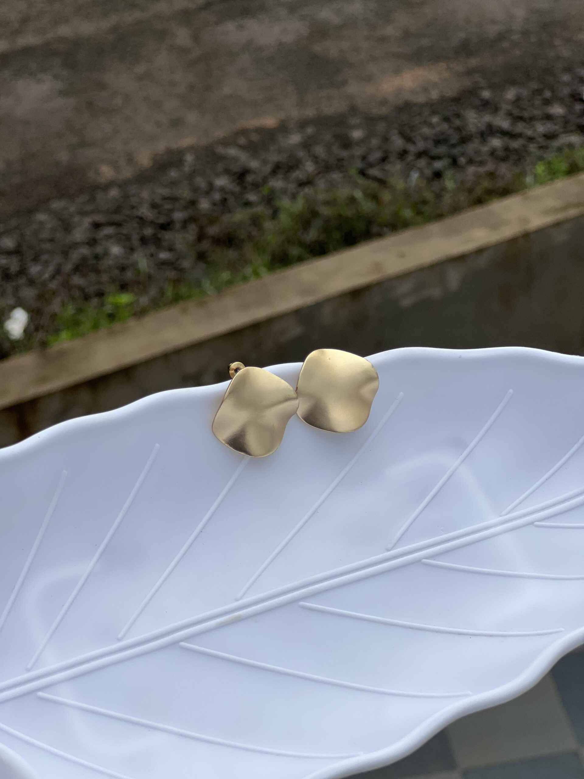 Soft Satin Plate Earring