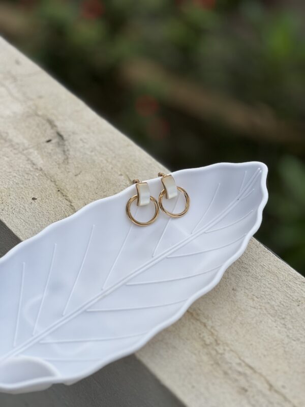 Ornate Two Rings Minimal Earrings - Image 3