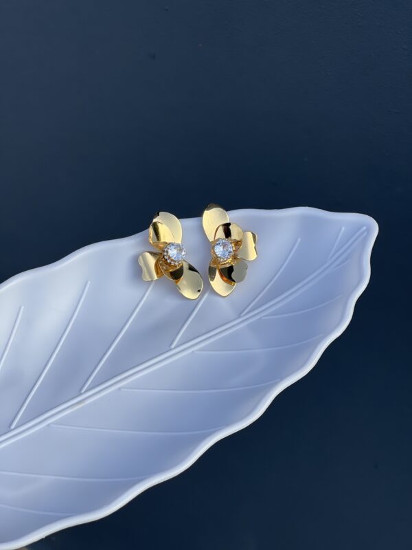 Metallic Golden Studded Flower Earring - Image 3