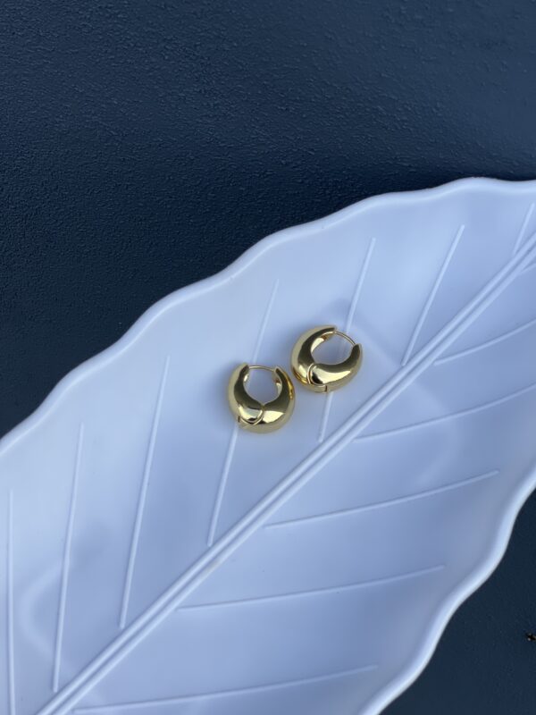 Majestic Anti Tarnish Minimal Earring - Image 4