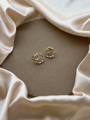 Minimal Round Hoop Earrings