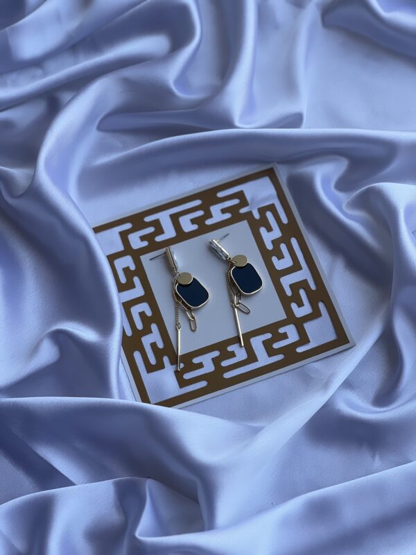 Shimmering Solitaire Black Long Earring - Image 3
