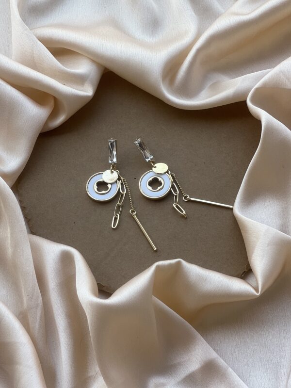 Minimal Charm Long Earring