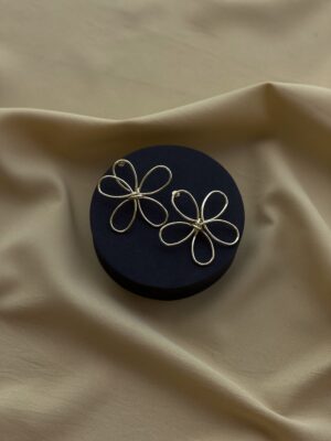Elegant Anti Tarnish flower Earring