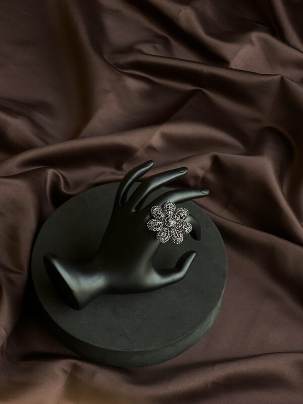 Eternal Flower Oxidized Ring - Image 3
