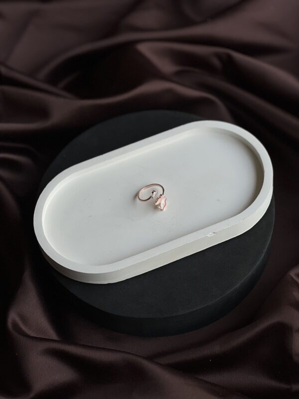 Butterfly Elegance Rose Gold Ring - Image 2