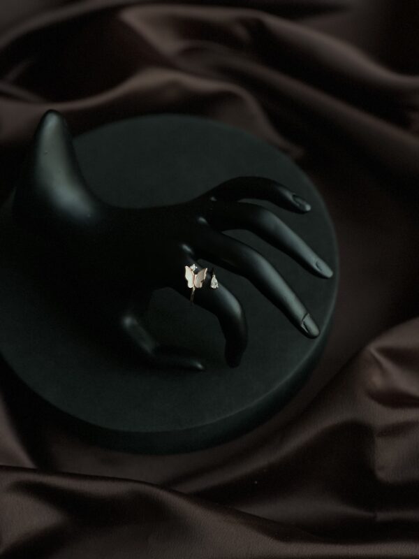 Butterfly Elegance Rose Gold Ring